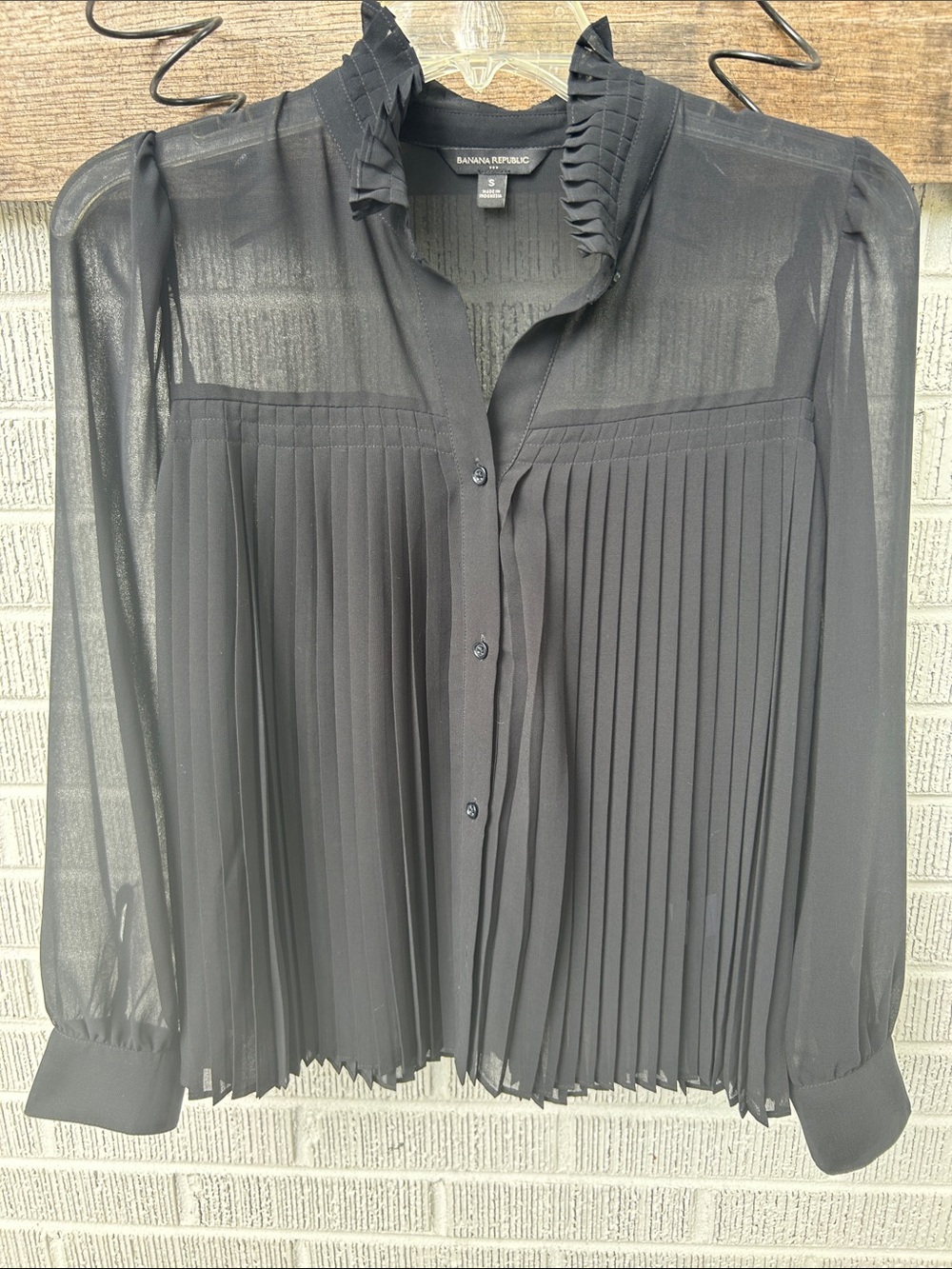 Banana Republic Black Pleated Sheer Button-Front Blouse